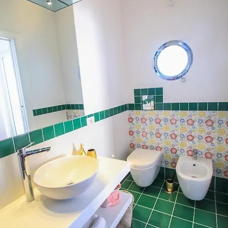 Casa Pesce Oda ve Kahvaltı Ponza